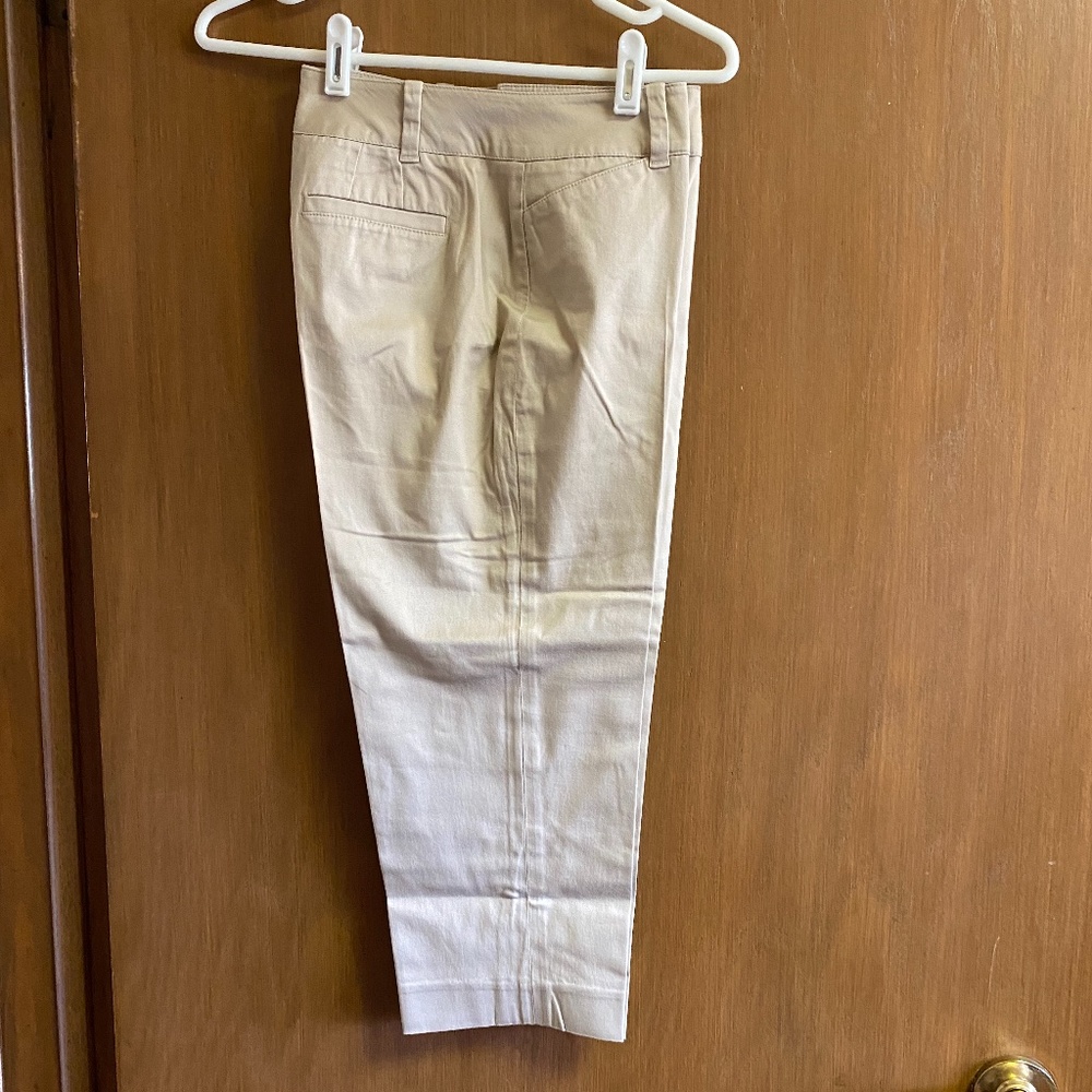 Ann Taylor Light Tan Cropped Pants